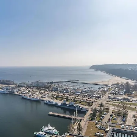 Lägenhet Hryniewieckiego 6a-243 Gdynia